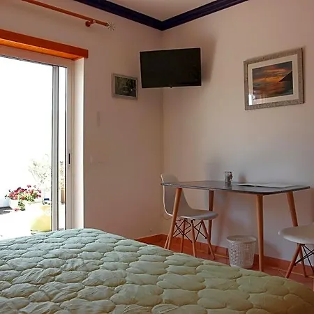 Bed & Breakfast Tir Na Nog Alfeizerao