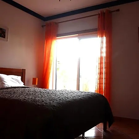 Tir Na Nog Alfeizerão